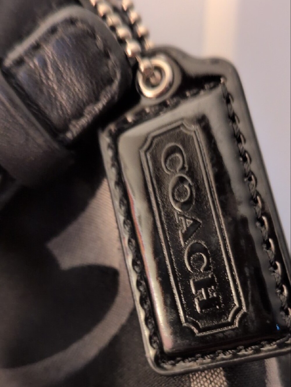 Coach Vintage Black Patterned Shoulder Bag - Picture 2 of 13